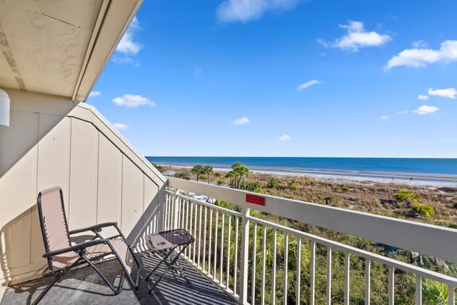 Balcony at The Breakers 336