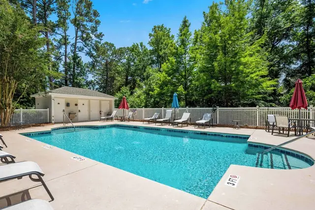 Pool at The Links