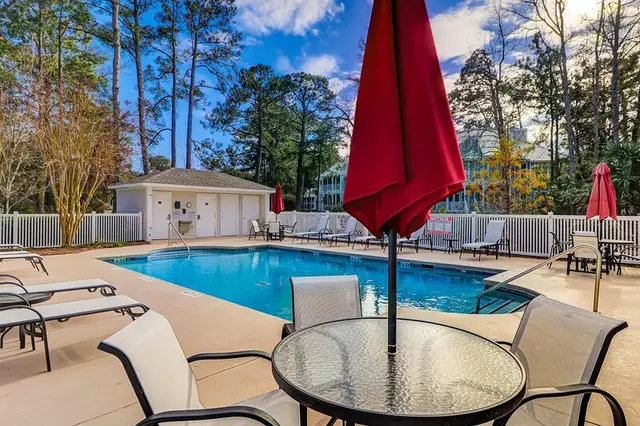 Pool at The Links