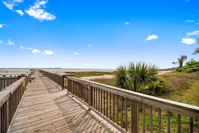 Boardwalk to the beach at The Spa on Port Royal Sound