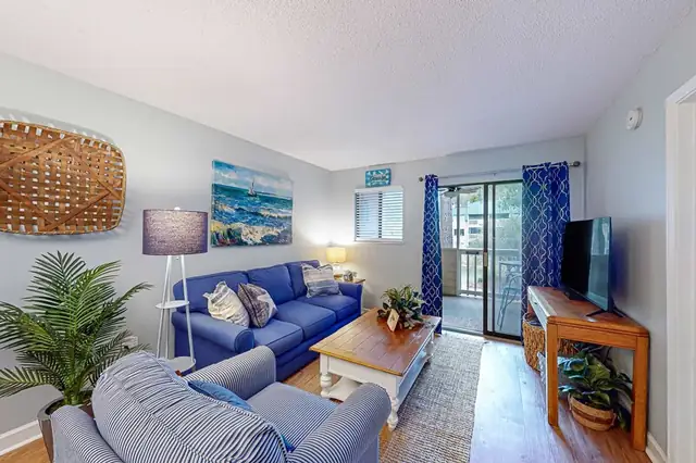 Living room at The Spa on Port Royal Sound 1218
