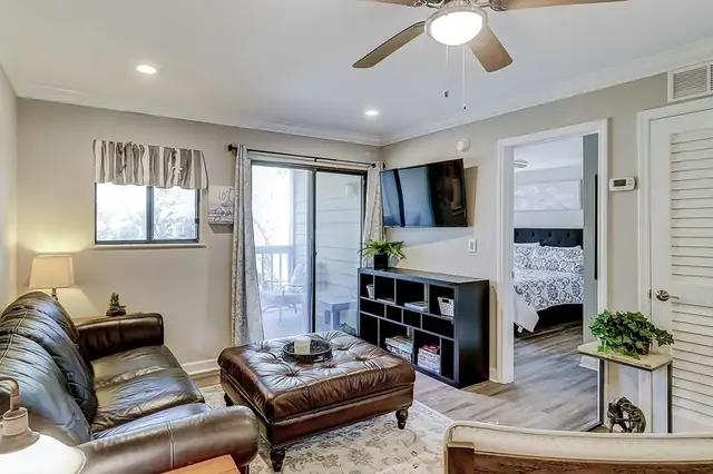 Living room at The Spa on Port Royal Sound 1221