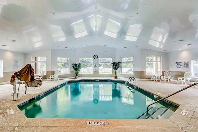 The Spa on Port Royal Sound's shared pool