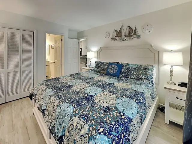Bedroom at The Spa on Port Royal Sound 1219