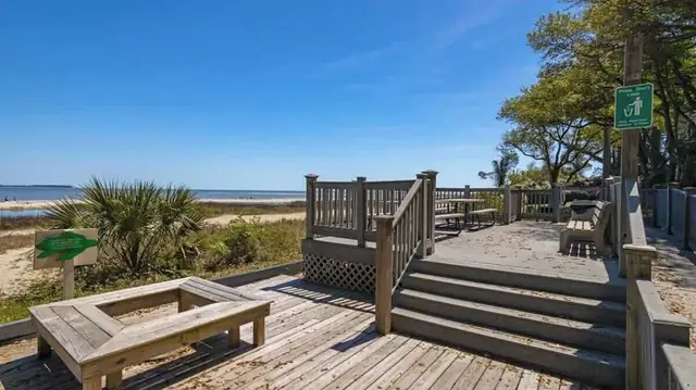 Balcony at The Spa on Port Royal Sound 3110