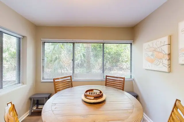 Dining area at Treetops 5503