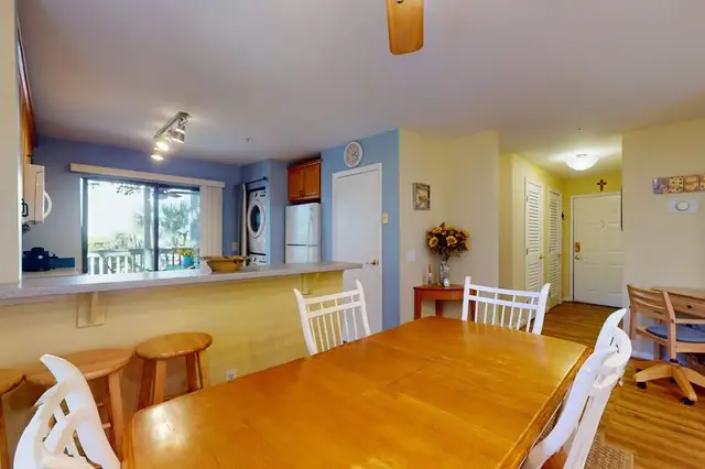 Dining area at Treetops 7705