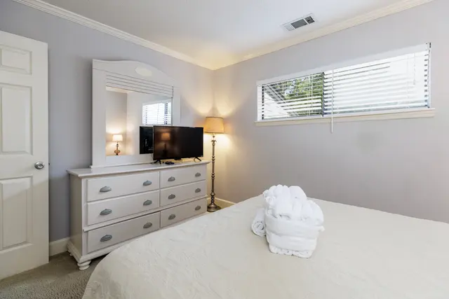 Bedroom at Treetops 7304