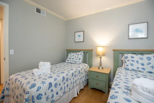 Bedroom at Treetops 7304