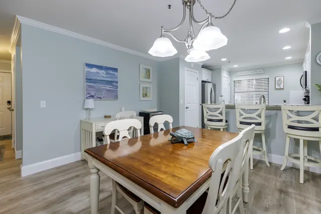 Dining area at Treetops 7501