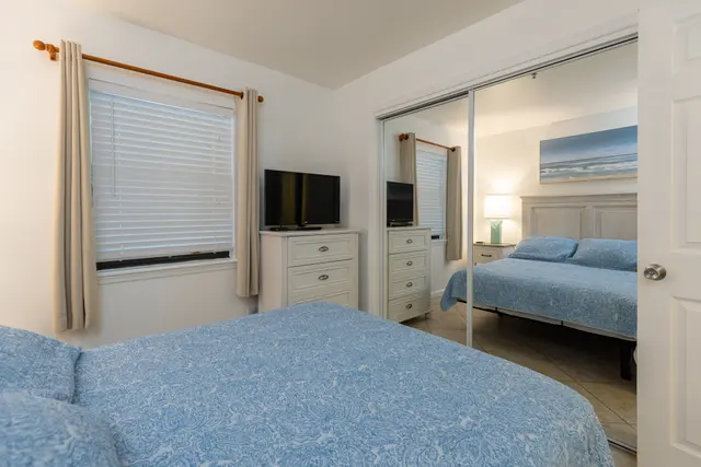 Bedroom at Treetops 7704