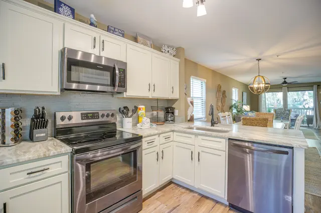 Kitchen at Treetops 8001