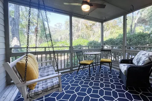 Balcony at Treetops 7101