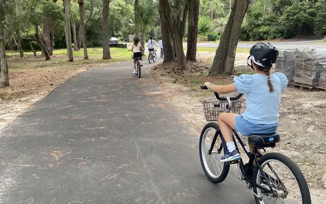 LowSea Bike, Beach and Baby Rental