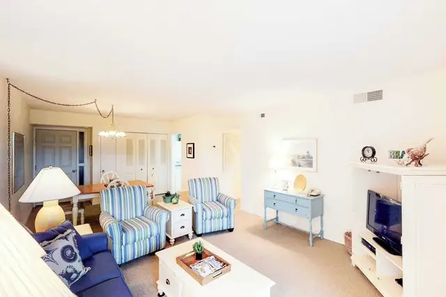 Living room at Bluff Villas 1733