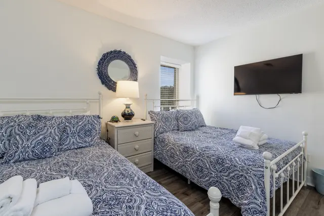 Photo 10 of Bluff Villas 1690