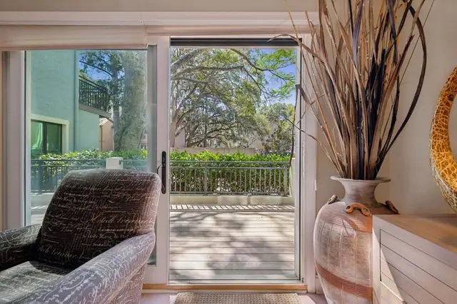 Balcony at Clipper Court 803