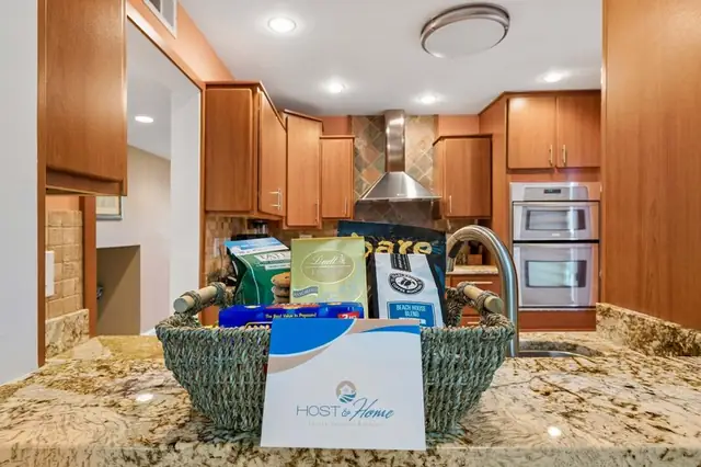 Kitchen at Clipper Court 803