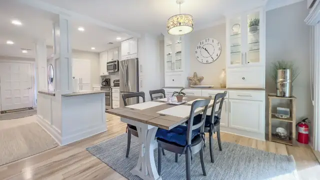 Kitchen at Clipper Court 804
