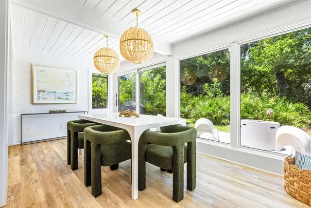 Dining area at Fairway Lane Villas 100
