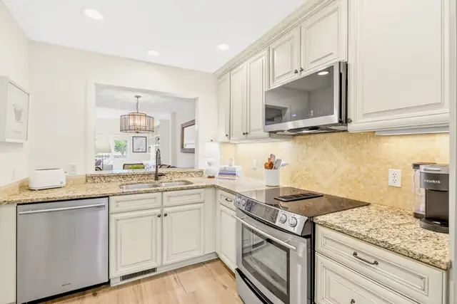 Kitchen at Gleneagle Green 2544