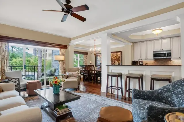 Living room at Harbour South Club 1112