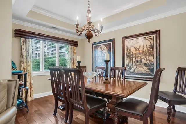 Dining area at Harbour South Club 1112