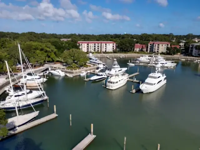 Harbour Town Yacht Club