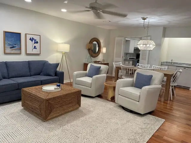 Living room at Harbourwood 149
