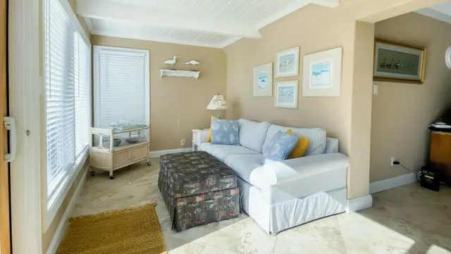 Living room at Harbourwood 153