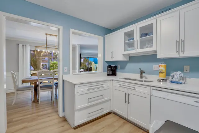 Kitchen at Heritage Villas 2268