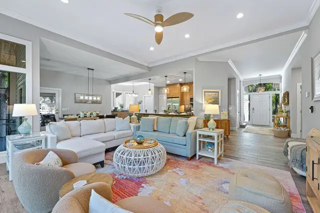 Living room of this home in Sea Pines