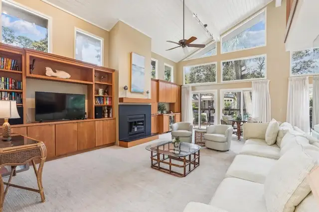 Living room of this home in Sea Pines