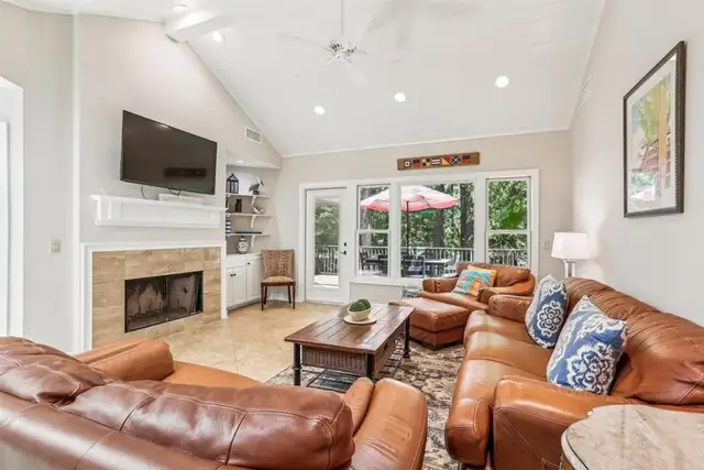 Living room of this home in Sea Pines