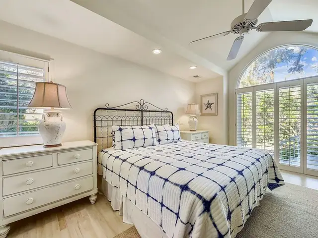Bedroom of this home in Sea Pines