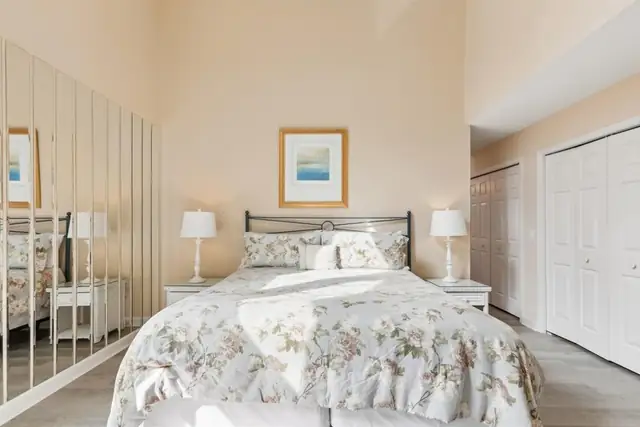 Bedroom of this home in Sea Pines