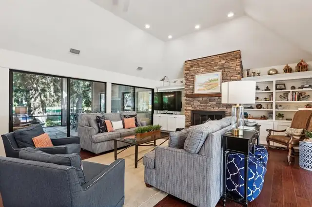 Living room of this home in Sea Pines