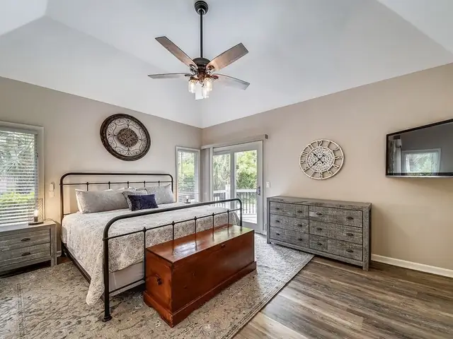 Bedroom of this home in Sea Pines