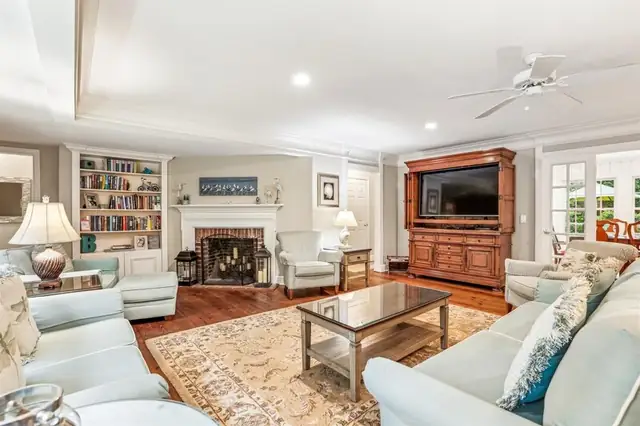 Living room of this home in Sea Pines
