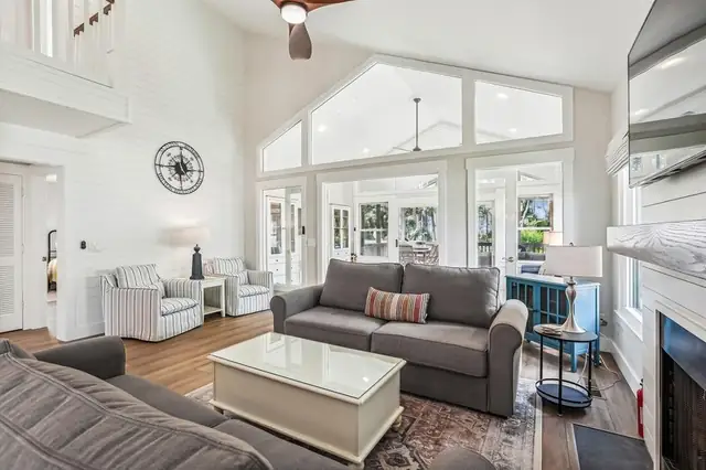 Living room of this home in Sea Pines