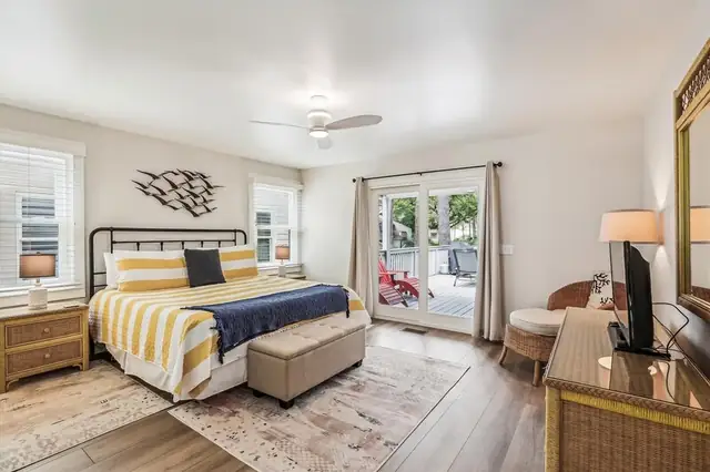 Bedroom of this home in Sea Pines