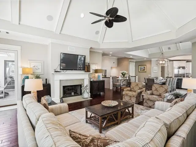 Living room of this home in Sea Pines