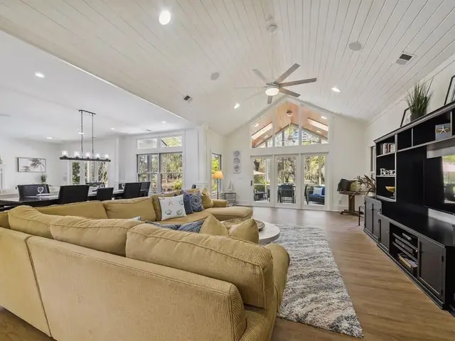 Living room of this home in Sea Pines
