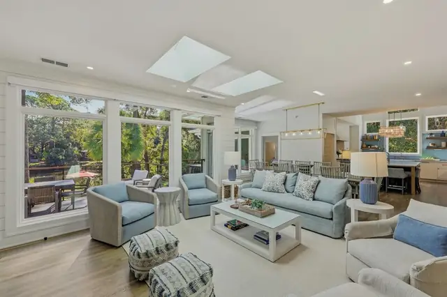 Living room of this home in Sea Pines