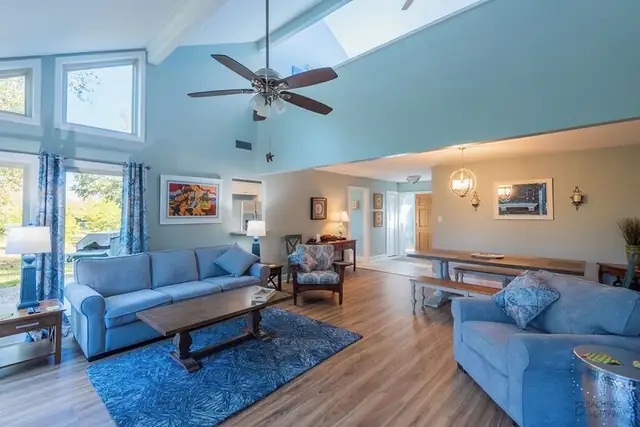 Living room of this home in Sea Pines