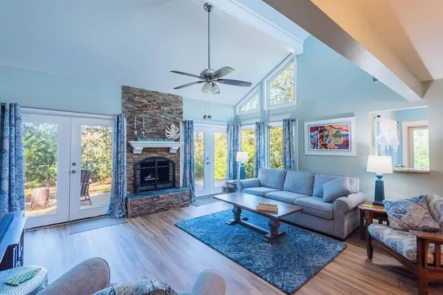 Living room of this home in Sea Pines