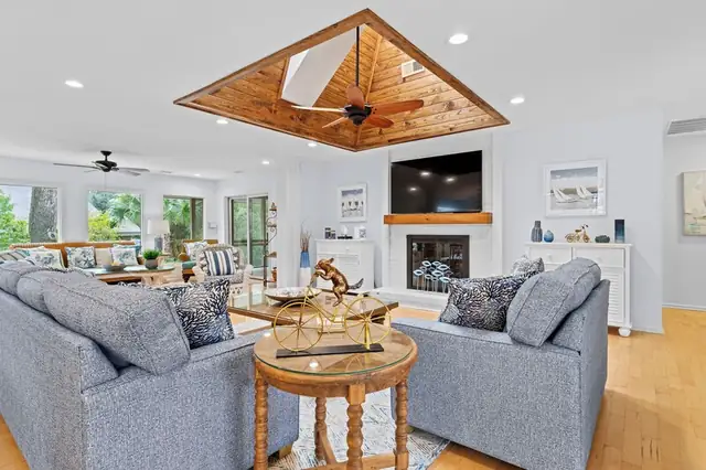Living room of this home in Sea Pines