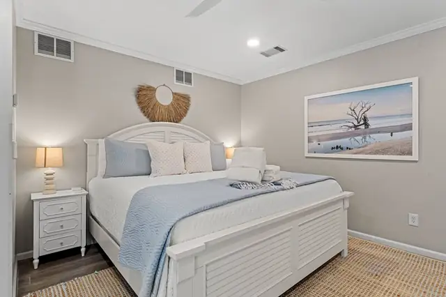 Bedroom of this home in Sea Pines