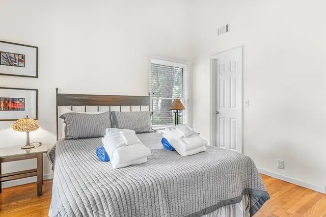 Bedroom of this home in Sea Pines