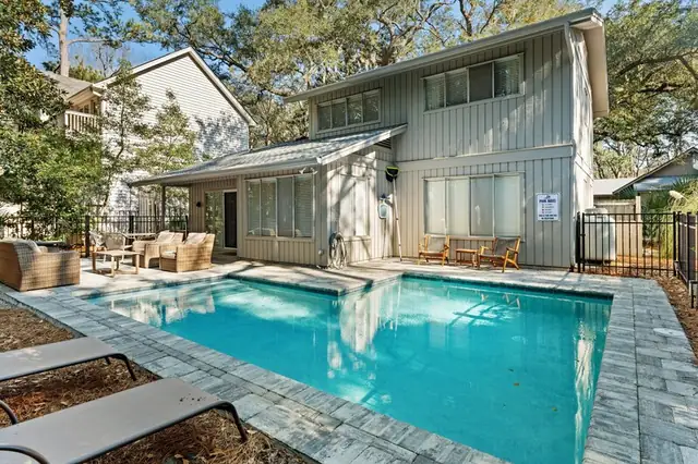 Outside of this home in Sea Pines